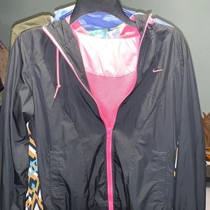 NIKE windbreaker